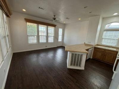 Photo 5 of 20 of home located at 2401 W. Southern Ave. #404 Tempe, AZ 85282
