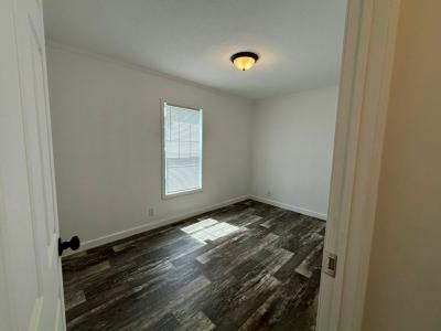 Photo 3 of 12 of home located at 2802 Potts Hollow Rd., #2 Birmingham, AL 35215