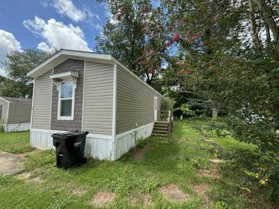 Photo 5 of 12 of home located at 2802 Potts Hollow Rd., #2 Birmingham, AL 35215