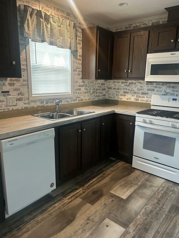 2020 Champion 443 NWS-T-24601  Home