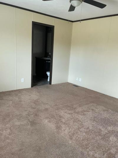 Mobile Home at 256 East St. Caledonia, OH 43314