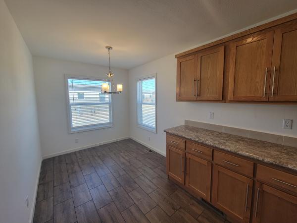 2023 Champion 286032001 - Aurora Mobile Home