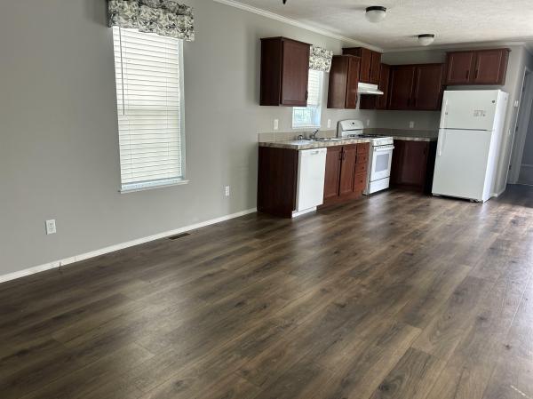 2024 MANSION 111 4423  Home