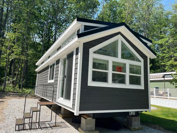 2025 Great Outdoor Cottages Mobile Home For Sale