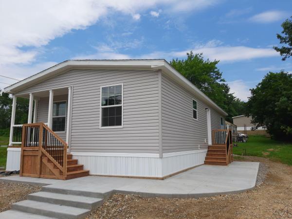 Photo 1 of 2 of home located at 104 Cayman Dr Butler, PA 16002