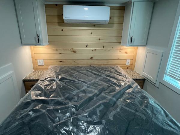 2025 Great Outdoor Cottages 300L1-K1 Mobile Home