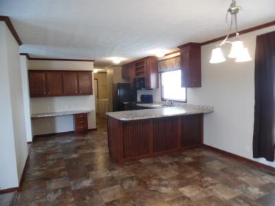 Photo 3 of 7 of home located at 28903 Country Lane Flat Rock, MI 48134