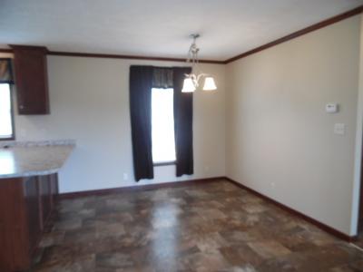 Photo 4 of 7 of home located at 28903 Country Lane Flat Rock, MI 48134