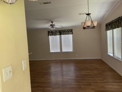 Photo 3 of 12 of home located at 15431 Lakeshore Villa Drive Tampa, FL 33613