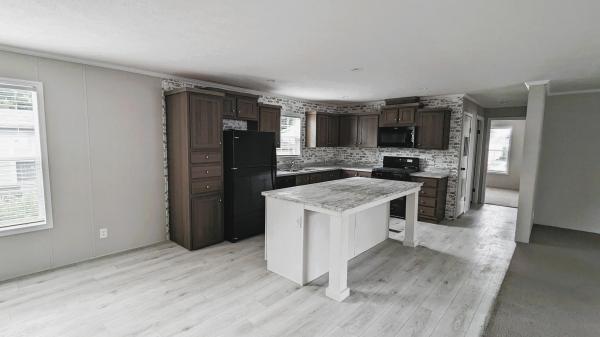 Photo 1 of 2 of home located at 341 Blackthorn Trail Monroe, MI 48161