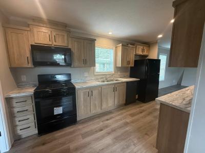 Mobile Home at 30 Carriage Lane Belleville, MI 48111