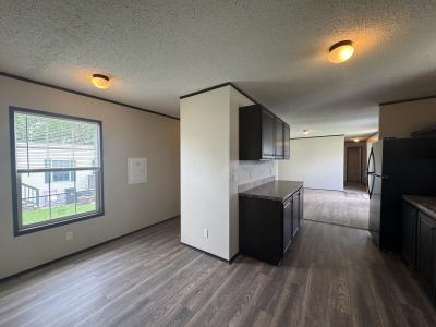 Mobile Home at 84 Schirra Flushing, MI 48433