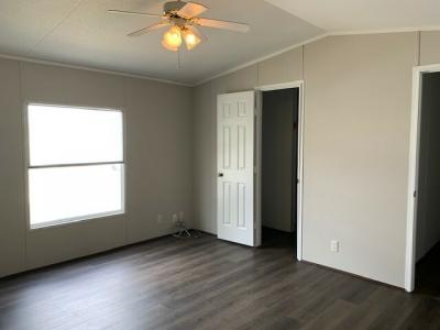 Photo 2 of 6 of home located at 2101 SW 38th Street, Lot 271 Lawton, OK 73505