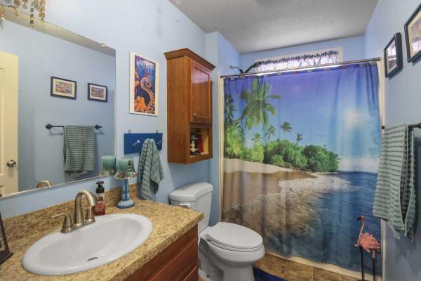 2012 Clayton Homes 5228-1166-1 Mobile Home