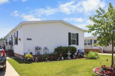 Photo 3 of 21 of home located at 9854 Townsquare Fenton, MI 48430