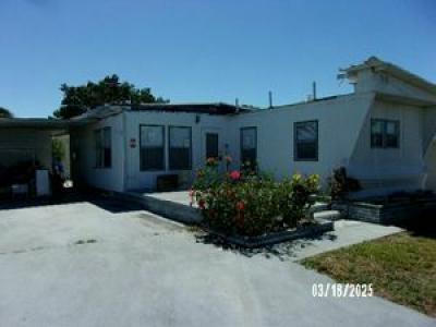 Mobile Home at 508 44th Ave East Lot N-09 Bradenton, FL 34203