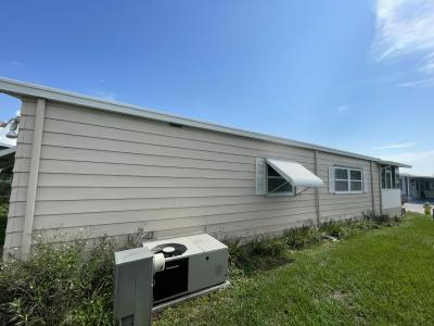 Photo 4 of 12 of home located at 4721 10th St Court E Bradenton, FL 34203