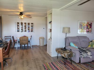 Photo 4 of 17 of home located at 23 Center Rd Palmetto, FL 34221