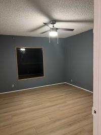 1985 Double wide  Manufactured Home