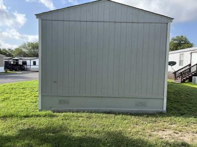 Photo 4 of 17 of home located at 3500 , Goliad Rd Lot 270 San Antonio, TX 78223