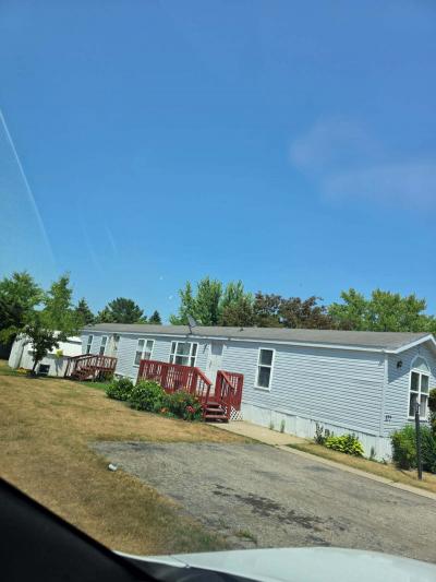 Photo 2 of 11 of home located at 523 Butternut Dr. #177 Holland, MI 49424
