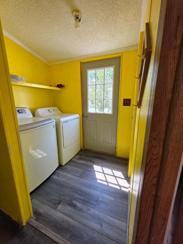 1993 Dutch Manufactured Home