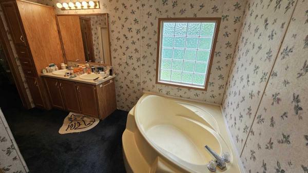 2001 Dutch Manufactured Home