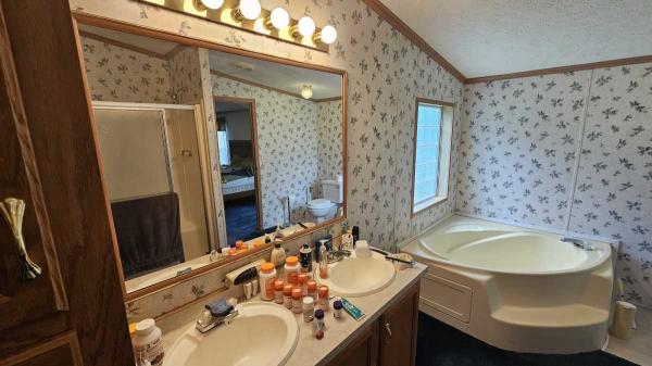 2001 Dutch Manufactured Home