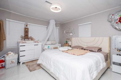 Mobile Home at 12850 W State Road 84, #23J-Pl Fort Lauderdale, FL 33325