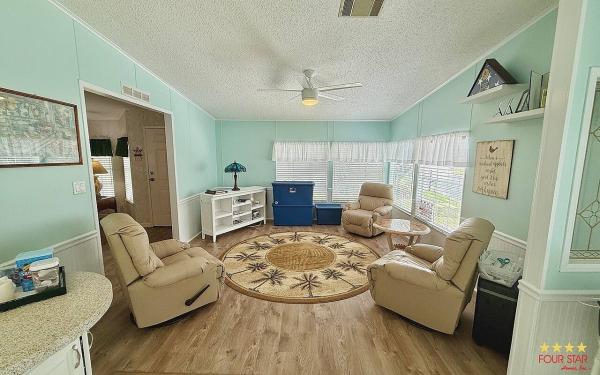 1992 Palm Harbor  Home