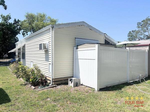 1988 Oakwood  Home