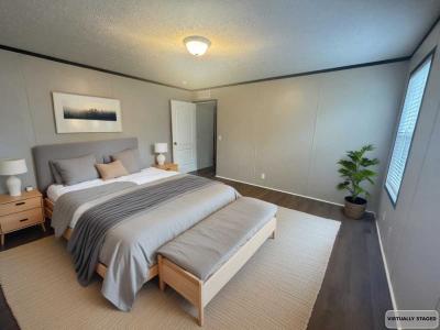 Photo 3 of 16 of home located at 8701 NE 107th Pl #165 Kansas City, MO 64157
