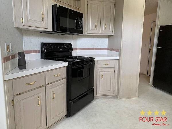 1993 FTWD Mobile Home