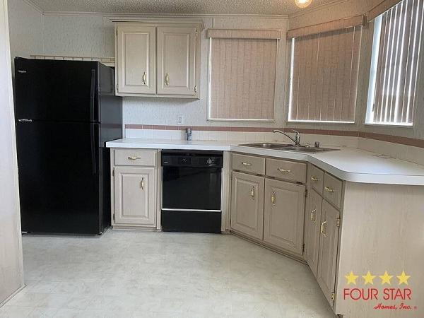 1993 FTWD Mobile Home