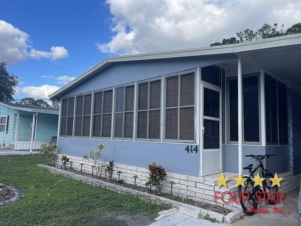 Photo 1 of 2 of home located at 414 Forest Ln Kissimmee, FL 34746