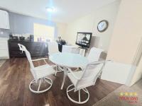 1995 OAKS  Home