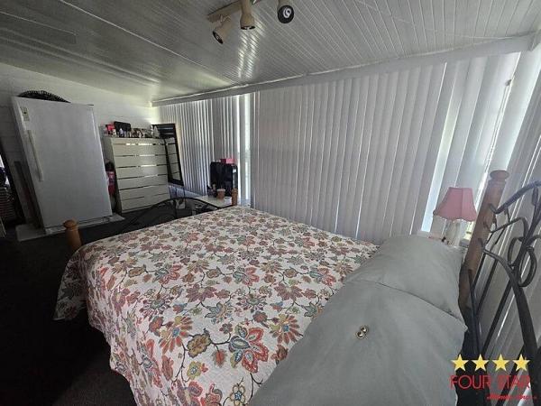1989 PALM   Home