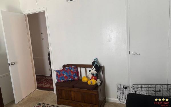 1990 MFG  Home