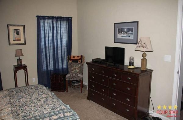 2017 SKYL  Home