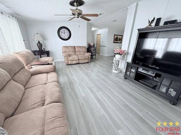 1993 CARR  Home