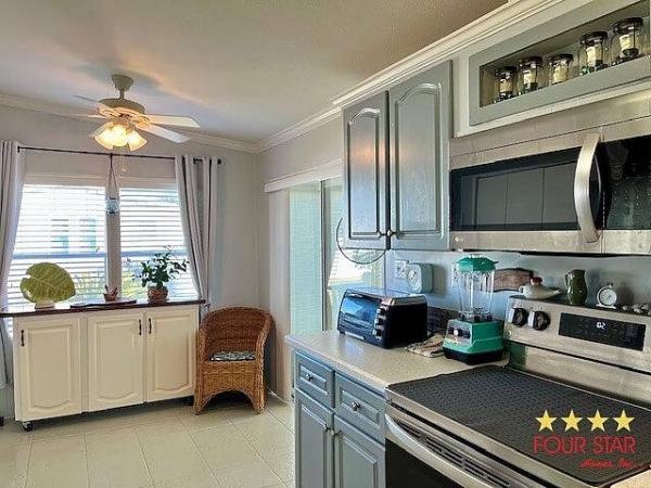 2002 PALM  Home