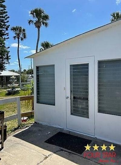 Mobile Home at 5277 S Ridgewood Ave Port Orange, FL 32127