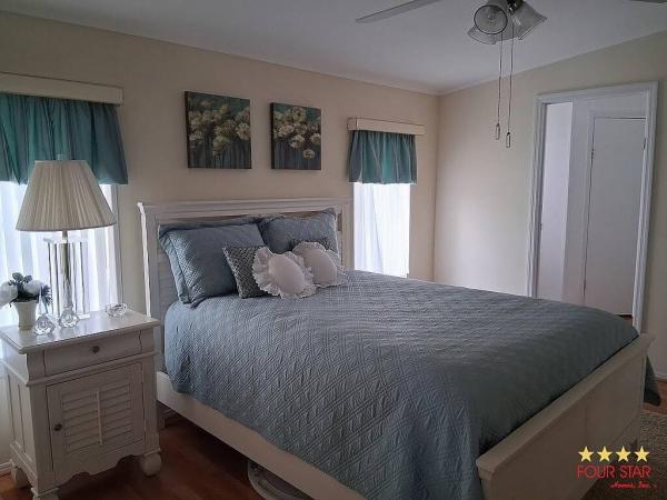 2000 Palm Harbor  Home