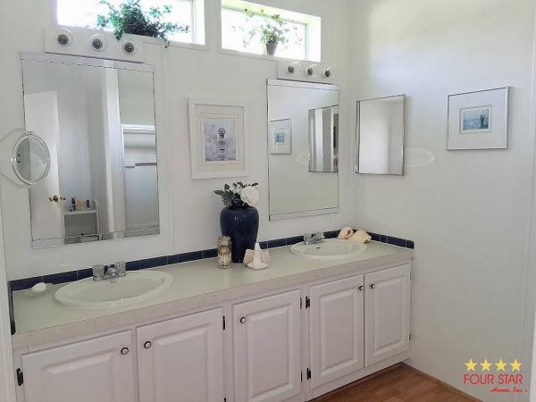 2000 Palm Harbor  Home