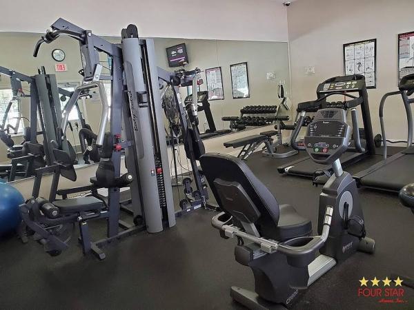 2000 Palm Harbor  Home