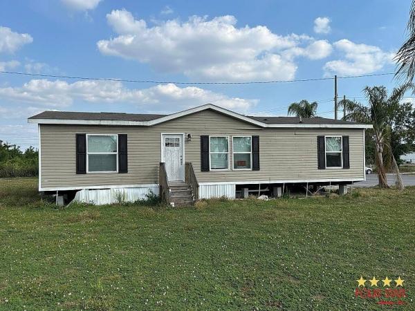 Photo 1 of 2 of home located at 1009 Wabash Ct North Fort Myers, FL 33917