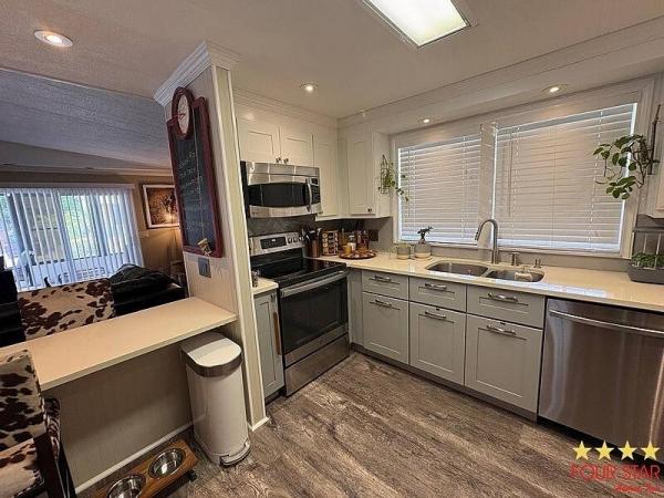 1985 Fleetwood  Home