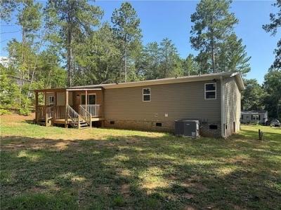 Photo 2 of 35 of home located at 117 Hickory Forest Dr Anderson, SC 29626