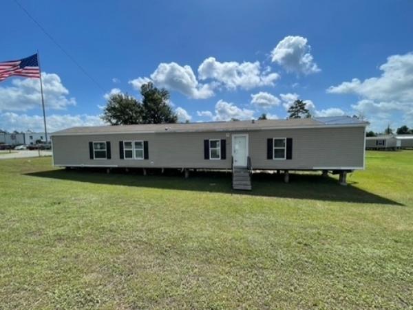 2019 SIGNATURE Mobile Home For Sale