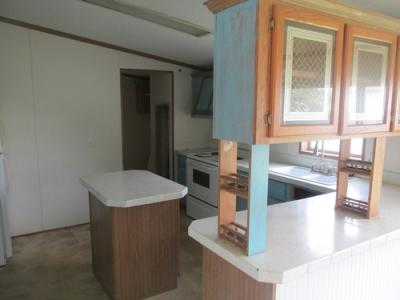 Photo 4 of 20 of home located at 100 Hidden River Dr Adrian, MI 49221